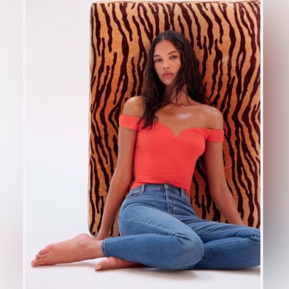 Reformation Giada Top size: 2 nwt Red